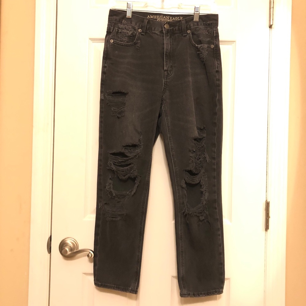 American Eagle Distressed Mom Jeans